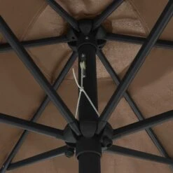 Parasol Avec LED Et Mât En Aluminium 270 Cm Taupe 10 Parasol Avec LED Et Mât En Aluminium 270 Cm Taupe -Meubles Soldes Boutique parasol avec led et mat en aluminium 270 cm taupe 3666722521543 584594
